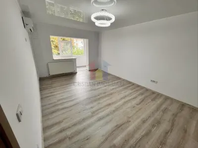 Apartament 3 camere Brăila - poza 3