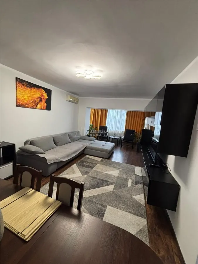 Apartament 3 camere Galați - poza 1