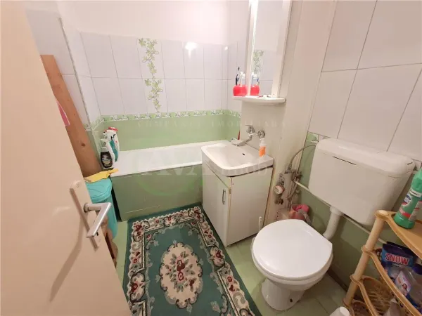 Apartament 4 camere Bacău - poza 14