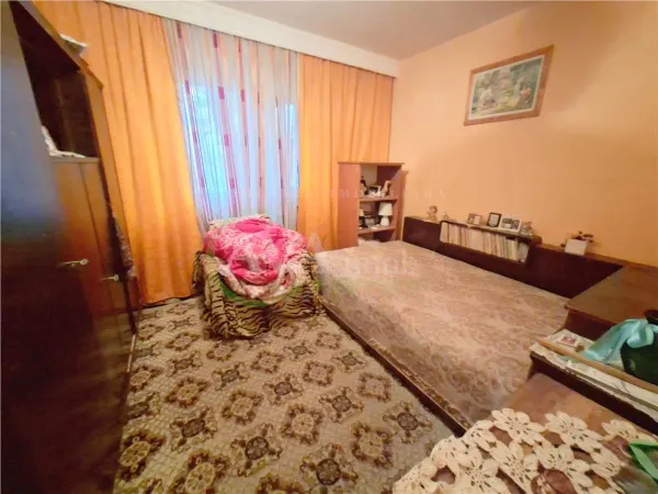 Apartament 4 camere Bacău - poza 15