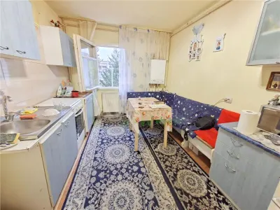 Apartament 4 camere Bacău - poza 18