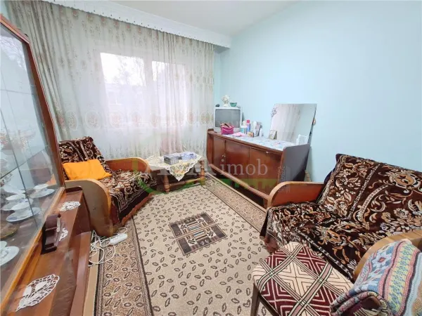 Apartament 4 camere Bacău - poza 8