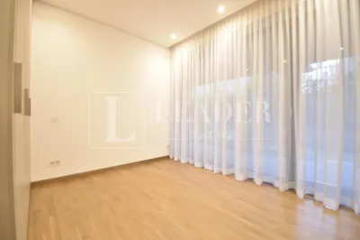 Apartament 4 camere București - poza 16