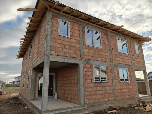Casă 4 camere Moșnița Nouă - poza 3