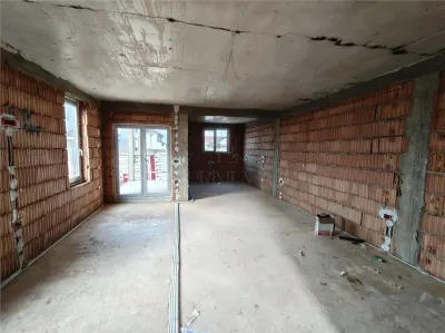 Casă 4 camere Moșnița Nouă - poza 5