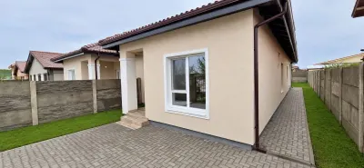 Casă 3 camere Moșnița Nouă - poza 2