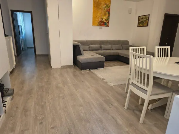 Apartament 4 camere Giroc - poza 2