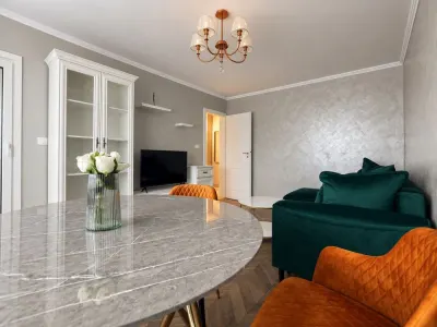 Girocului–Salcâmilor | 3 Camere | 67 mp | 2 Băi | Renovat | Mobilat | Boxa - Timisoara