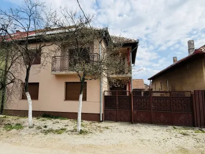 Casă 6 camere Faget - poza 2