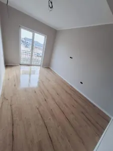 Casă 4 camere Moșnița Veche - poza 12