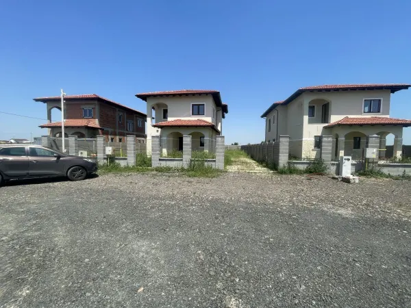Casă 4 camere Moșnița Nouă - poza 2