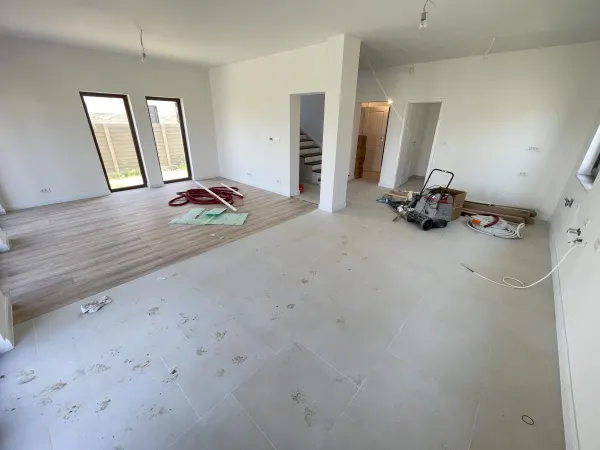 Casă 4 camere Moșnița Nouă - poza 7