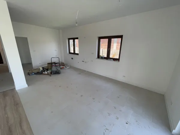 Casă 4 camere Moșnița Nouă - poza 8