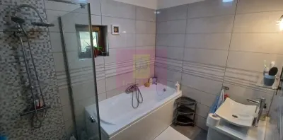 Casă 4 camere Sabareni - poza 11