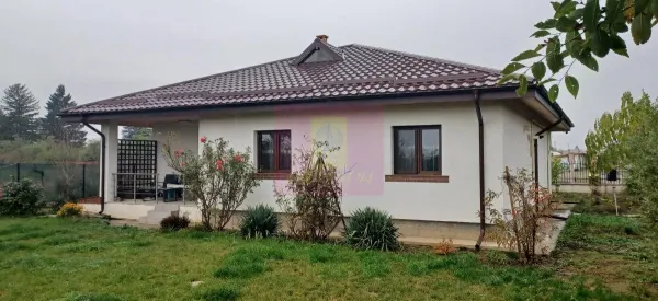 Casă 4 camere Sabareni - poza 3