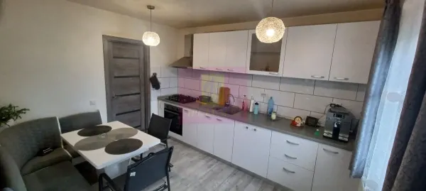 Casă 4 camere Sabareni - poza 9
