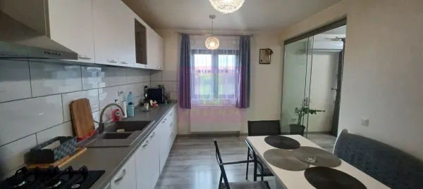 Casă 4 camere Sabareni - poza 10