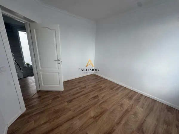 Casă 5 camere Ploiestiori - poza 15