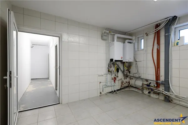 Casă 10 camere Săcele - poza 21