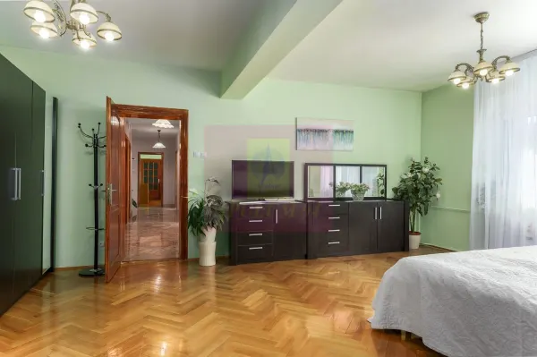 Casă 8 camere București - poza 22