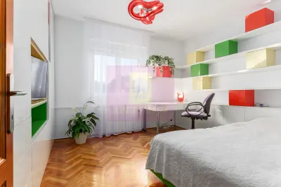 Casă 8 camere București - poza 23