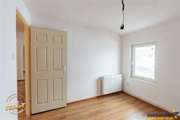 Casă 5 camere Târgu Secuiesc - poza 15