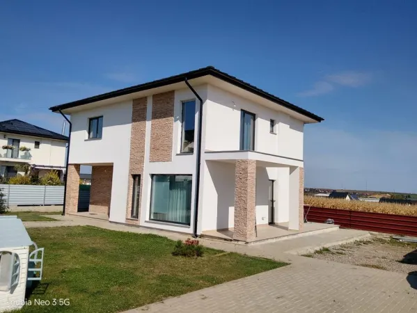 Casă 4 camere Moara Nica - poza 1