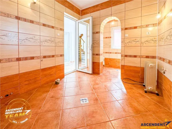 Casă 4 camere Covasna - poza 15