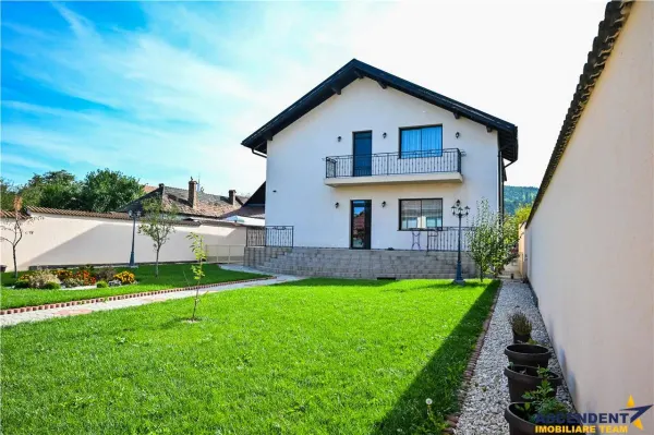 Casă 5 camere Săcele - poza 17